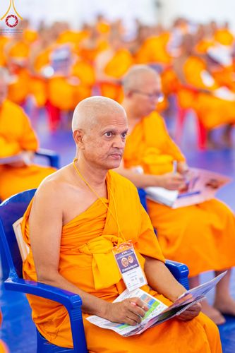 ภาพ No.315219:​วันอาทิตย์ที่ 22 มีนาคม พ.ศ.2569 สามเณรธรรมทายาทเนปาล 500 รูป ฟังธรรม สวดมนต์ ปฏิบัติธรรมร่วมกัน  ณ International Assembly and Meditation Hall Lumbini