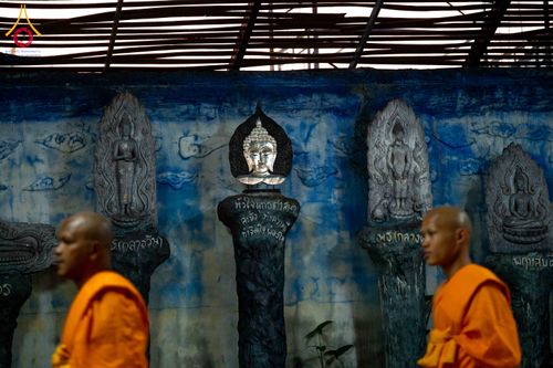 ภาพ No.297432:วันที่ 16 มกราคม พ.ศ. 2569 พิธีลอยประทีปธรรมถวายเป็นพุทธบูชา และบูชาธรรมมหาปูชนียาจารย์  ณ วัดโบสถ์บน ต.บางคูเวียง จ.นนทบุรี อนุสรณ์สถานลำดับที่ 4 สถานที่เกิดด้วยกายธรรม ในโครงการธรรมยาตรา กตัญญูบูชา มหาปูชนียาจารย์ พระมงคลเทพมุนี(สด จนฺทสโร) พระผู้ปราบม