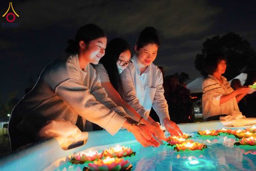 ภาพ No.326118:วันเสาร์ที่ 25 เมษายน พ.ศ.2569 จัดงาน CANDLELIGHT MEDITATION & VIGIL ณ วัดพระธรรมกายเทนเนสซี ประเทศสหรัฐอเมริกา