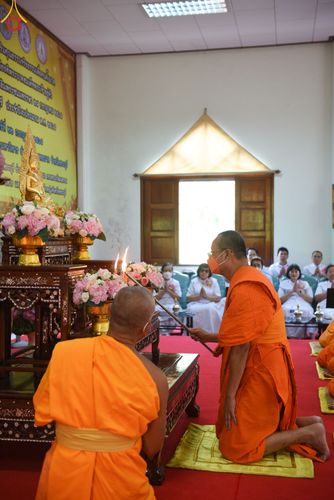 ภาพ No.79403:พิธีเวียนประทักษิณ ขอขมา มอบผ้าไตร โครงการบรรพชาสามเณรฟื้นฟูพระพุทธศาสนาทั่วไทย ณ วัดพระพุทธบาทราชวรมหาวิหาร อ.พระพุทธบาท จ.สระบุรี วันที่ 1 เมษายน พ.ศ. 2566