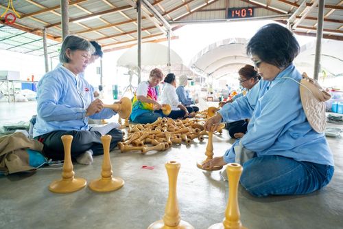 ภาพ No.211140:วันเสาร์ที่ 15 มีนาคม พ.ศ. 2568  การเตรียมงานของเจ้าหน้าที่ เพื่องานฉลองปทุมเจดีย์ ณ ศูนย์อบรมเยาวชนปัตตานี