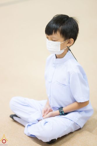 ภาพ No.84325:พิธีเจริญพระพุทธมนต์ ปฏิบัติธรรม เจริญสมาธิภาวนา เพื่อถวายพระพรชัยมงคล และถวายพระราชกุศลแด่พระบาทสมเด็จพระปรเมนทรรามาธิบดีศรีสินทรมหาวชิราลงกรณ พระวชิรเกล้าเจ้าอยู่หัว เนื่องในวันเฉลิมพระชนมพรรษา วันที่ 28 กรกฎาคม พ.ศ. 2566