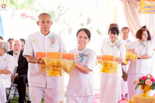 ภาพ No.259310:วันอาทิตย์ที่ 12 ตุลาคม พ.ศ. 2568 พิธีทอดกฐินบรมจักรพรรดิ สร้างอุโบสถ 82 ปี บูชาธรรมหลวงพ่อธัมมชโย ณ วัดพระธรรมกายแคลิฟอร์เนีย ประเทศสหรัฐอเมริกา 