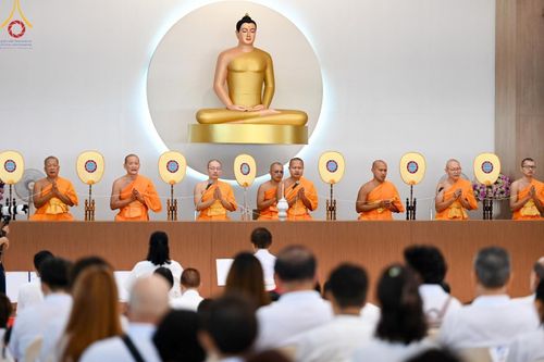 ภาพ No.148584:พิธีบุพเปตพลี, พิธีทอดผ้าป่า, พิธีไถ่ชีวิตโค 80 ตัว ให้ชีวิตสัตว์เป็นทาน ณ ศูนย์ปฎิบัติธรรมภาคใต้ อ.บางกล่ำ จ.สงขลา วันเสาร์ที่ 10 สิงหาคม พ.ศ. 2567