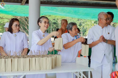 ภาพ No.235822:วันอังคารที่ 29 กรกฏาคม พ.ศ. 2568 สัมมนาคณะสงฆ์ เพื่อฟื้นฟูพระพุทธศาสนา  ภาคใต้ (สงขลา สตูล พัทลุง ปัตตานี)   โครงการทอดกฐิน 30,000 วัดทั่วไทย  ประจำปีพุทธศักราช 2568 ณ ศูนย์ปฏิบัติธรรมภาคใต้ จ.สงขลา