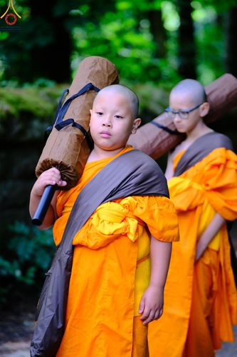 ภาพ No.148795:คณะสงฆ์และสามเณร วัดพระธรรมกายแมนเชสเตอร์  สหราชอาณาจักร จัดเดินธรรมยาตราที่ Peak District National Park , New Mills central , Upper Derwent Visitor Centre, Hope Valley วันอังคารที่ 6 สิงหาคม พ.ศ. 2567