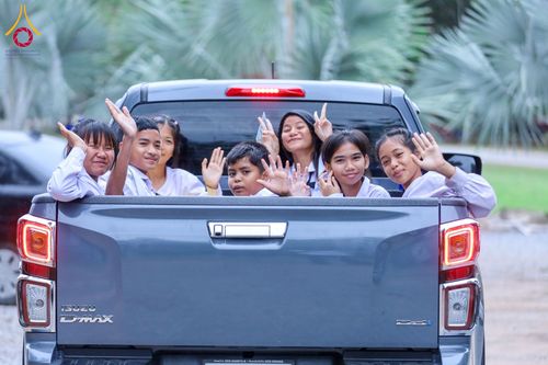 ภาพ No.184304:วันรวมพลังเด็กดี V-Star ผู้นำฟื้นฟูศีลธรรมโลก ประจำปี 2567 ณ ธุดงคสถานพิษณุโลก ต.วังนกแอ่น อ.วังทอง จ.พิษณุโลก วันที่ 13 ธันวาคม พ.ศ. 2567