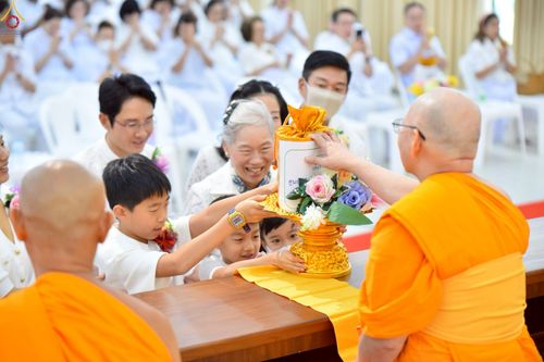 ภาพ No.230074:วันพฤหัสบดีที่ 26 มิถุนายน พ.ศ. 2568 พิธีทอดผ้าป่าฉลองอาคารชุดศูนย์ปฏิบัติธรรมน้ำใสใจสว่าง น้อมบูชาธรรมอายุวัฒนะมงคล 81 ปี หลวงพ่อธัมมชโย ณ ศูนย์ปฏิบัติธรรมน้ำใสใจสว่าง เขตบางกอกน้อย กรุงเทพมหานคร