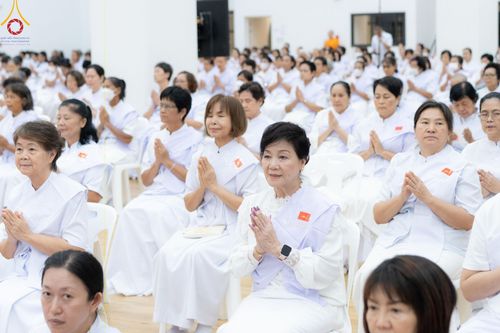 ภาพ No.157352:โครงการ อุบาสกแก้ว อุบาสิกาแก้ว รุ่นที่ 3 ตัวแทนทอดกฐินสามัคคีทั่วไทย 30,000 วัด บูชาธรรม 80 ปี หลวงพ่อธัมมชโย ระหว่างวันที่ 19-22 กันยายน พ.ศ. 2567 โซนกรุงเทพฯ-สมุทรปราการ ณ อาคาร 115 ปี คุณยายอาจารย์ฯ วัดพระธรรมกาย