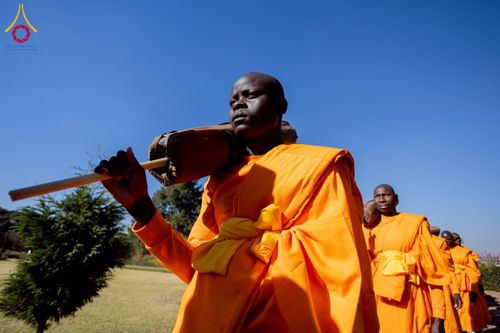 ภาพ No.232838:วันที่ 1 กรกฏาคม พ.ศ. 2568 Dhammayatra in South Africa 2025 ธรรมยาตราแอฟริกาใต้ — เส้นทางแห่งสติ สมาธิ และปัญญา ธรรมทายาทที่ได้อบรมโครงการบรรพชาอุปสมบทหมู่ครั้งที่ 2 ณ วัดพระธรรมกายโจฮันเนสเบิร์ก ประเทศแอฟริกาใต้