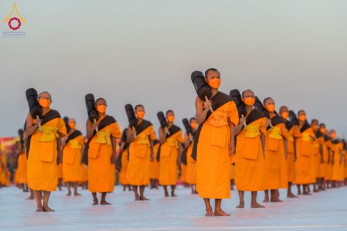 ภาพ No.116872:พระธรรมยาตราร่วมปฏิบัติธรรม และถ่ายภาพหมู่ประวัติศาสตร์ ปีที่ 12  วันที่ 21 มกราคม พ.ศ. 2567  ณ อนุสรณ์สถานบางปลา จ.นครปฐม
