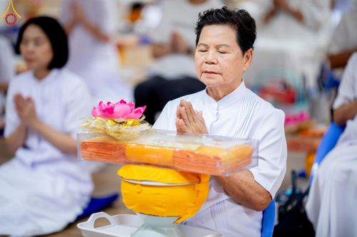 ภาพ No.212718:วันอาทิตย์ที่ 23 มีนาคม พ.ศ. 2568 พิธีร่วมบุญโครงการบรรพชาสามเณร 5,000 รูป ณ ห้องแก้วสารพัดนึก 2 วัดพระธรรมกาย