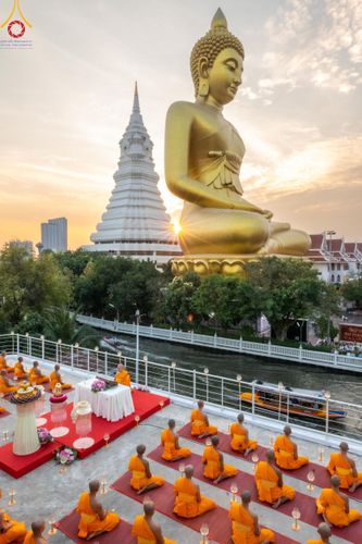 ภาพ No.119161:พิธีจุดประทีปถวายเป็นพุทธบูชา และบูชาธรรมมหาปูชนียาจารย์ พระมงคลเทพมุนี(สด จนฺทสโร) ในโครงการธรรมยาตราฯ วันที่ 26 มกราคม พ.ศ. 2567 ณ อาคารธรรมยาตรา กตัญญูบูชามหาปูชนียาจารย์ ตรงข้ามวัดปากน้ำภาษีเจริญ จ.กรุงเทพมหานคร