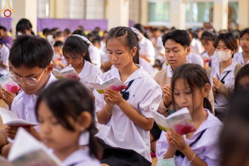 ภาพ No.102671:วันรวมพลังเด็กดี V-Star คนดีศรีชัยภูมิ จังหวัดชัยภูมิ ณ วัดไพรีพินาศ อ.เมือง จ.ชัยภูมิ วันที่ 1 ธันวาคม พ.ศ. 2566