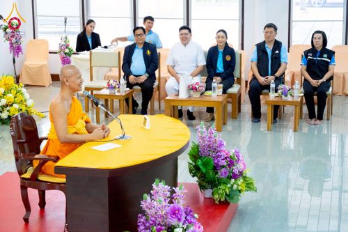 ภาพ No.259697:วันที่ 24 ตุลาคม พ.ศ. 2568 รพ.สต.คลองหนึ่ง อ.คลองหลวง สังกัด อบจ.ปทุมธานี จัดประชุมและมอบครุภัณฑ์ทางการแพทย์ เสริมพลัง อสม. ขับเคลื่อนสุขภาพชุมชนอย่างยั่งยืน ณ วัดพระธรรมกาย