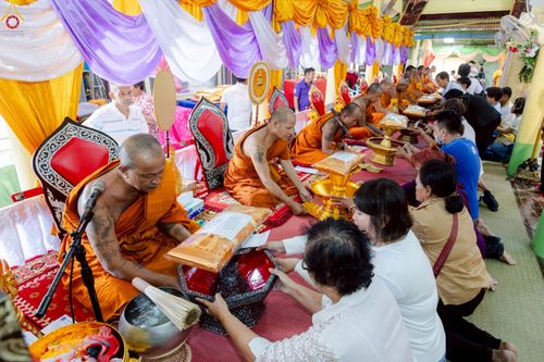 ภาพ No.266546:วันที่ 25 ตุลาคม พ.ศ. 2568 พิธีทอดกฐินสามัคคีทั่วไทย ณ วัดสว่างอารมณ์ ต.ป่าโมก อ.ป่าโมก จ.อ่างทอง โดยคณะศิษยานุศิษย์ บูชาธรรม 81 ปี หลวงพ่อธัมมชโย