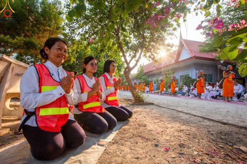 ภาพ No.111605:V.10 เก่งกล้า การเตรียมงาน เก็บงาน การรับบุญของเจ้าหน้าที่หน่วยงานต่างๆ เพื่อโครงการธรรมยาตรา กตัญญูบูชามหาปูชนียาจารย์ พระมงคลเทพมุนี (สด จนฺทสโร) พระผู้ปราบมาร อนุสรณ์สถาน 7 แห่ง ปีที่ 12 ระหว่างวันที่ 2 - 31 มกราคม พ.ศ.2567