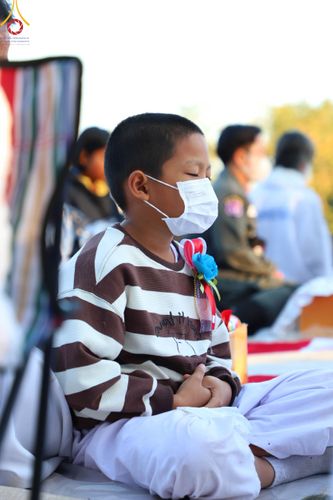 ภาพ No.103839:พิธีตักบาตรพระ 1,000 รูป ครั้งที่ 7 ถวายเป็นพุทธบูชา เพื่อช่วยเหลือคณะสงฆ์ 323 วัด 4 จังหวัดชายแดนภาคใต้ และถวายแด่คณะสงฆ์จังหวัดพิษณุโลก ณ ลานธรรมธุดงคสถานพิษณุโลก อ.วังทอง จ.พิษณุโลก วันที่ 24 ธันวาคม พ.ศ. 2566