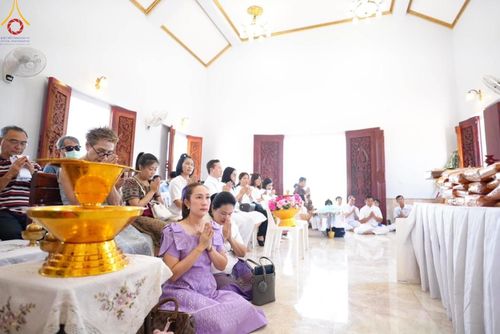 ภาพ No.167200:พิธีทอดกฐิน ณ วัดป่าสวนพฤกษชาติ ต.ทุ่งโพธิ์ อ.นาดี จ.ปราจีนบุรี ในโครงการกฐินสามัคคีทั่วไทย 30,000 วัด บูชาธรรม 80 ปี หลวงพ่อธัมมชโย โดยคณะศิษยานุศิษย์วัดพระธรรมกาย วันที่ 24 ตุลาคม พ.ศ. 2567