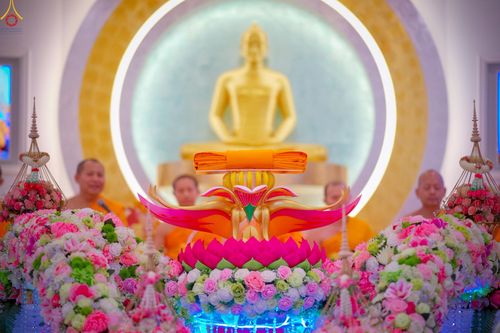 ภาพ No.262072:วันที่ 19 ตุลาคม พ.ศ. 2568 พิธีทอดกฐินวัดพระธรรมกายไรน์แลนด์ ประเทศเยอรมัน 