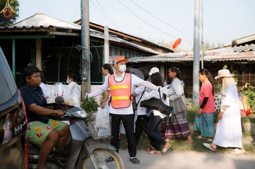 ภาพ No.114892:V.14 ดีเด่น การเตรียมงาน เก็บงาน การรับบุญของเจ้าหน้าที่หน่วยงานต่างๆ เพื่อโครงการธรรมยาตรา ปีที่ 12 ระหว่างวันที่ 2 - 31 มกราคม พ.ศ. 2567