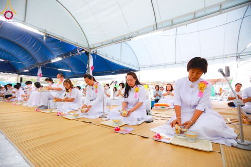 ภาพ No.116499:พิธีถวายภัตตาหารเป็นสังฆทาน แด่คณะพระธรรมยาตรา ปีที่ 12 วันที่ 22 มกราคม พ.ศ. 2567 ณ อนุสรณ์สถานบางนางแท่น จ.นครปฐม