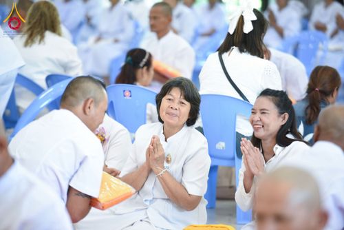 ภาพ No.278094:วันเสาร์ที่ 6 ธันวาคม พ.ศ. 2568 พิธีเวียนประทักษิณ ขอขมามอบผ้าไตร บรรพชาอุปสมบทหมู่ธรรมทายาท จำนวน 53 รูป โครงการอุปสมบทหมู่ รุ่นบูชาธรรมมหาปูชนียาจารย์ ประจำปี 2568 จังหวัดสระบุรี