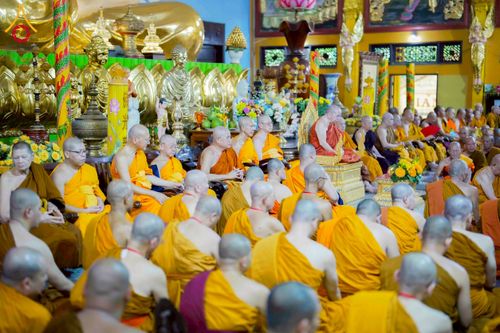 ภาพ No.274134:วันที่ 23 พฤศจิกายน พ.ศ. 2568 ประธานมูลนิธิธรรมกาย ถวายปัจจัยสมทบกฐินแด่ วัดเทียนเวียนเฟื้อกเซิน ศูนย์วิปัสสนาที่มีชื่อเสียง มากกว่า 50 ปีในเวียดนาม