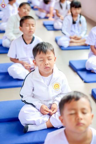 ภาพ No.260286:วันที่ 18 ตุลาคม พ.ศ. 2568 พิธีทอดกฐินสามัคคีทั่วไทย 30,000 วัด โดยคณะศิษยานุศิษย์ บูชาธรรม 81 ปี หลวงพ่อธัมมชโย ณ วัดกิ่วลม ต.บ่อหลวง อ.ฮอด จ.เชียงใหม่