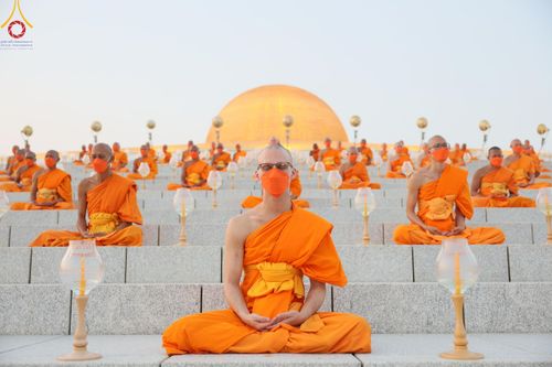 ภาพ No.124754:พิธีเวียนประทักษิณและจุดมาฆประทีป ในวันมาฆบูชา เสาร์ที่ 24 กุมภาพันธ์ พ.ศ. 2567 ณ พระมหาธรรมกายเจดีย์ วัดพระธรรมกาย