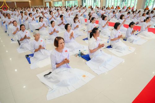 ภาพ No.156959:โครงการ อุบาสกแก้ว อุบาสิกาแก้ว รุ่นที่ 3 ตัวแทนทอดกฐินสามัคคีทั่วไทย 30,000 วัด ระหว่างวันที่ 20-22 กันยายน พ.ศ. 2567 ณ ธุดงคสถานชลบุรี