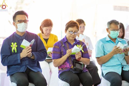 ภาพ No.104898:วันรวมพลังเด็กดี V-star ผู้นำฟื้นฟูศีลธรรมโลก จังหวัดกำแพงเพชร ณ ศูนย์ปฏิบัติธรรมกำแพงเพชร ในอุปถัมภ์พระพรหมวชิรปัญญาจารย์ วันที่ 22 ธันวาคม พ.ศ. 2566