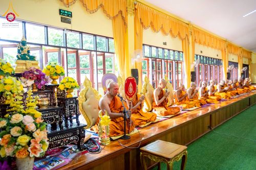 ภาพ No.276235:วันที่ 5 พฤศจิกายน พ.ศ. 2568 พิธีทอดกฐินสามัคคีทั่วไทย ณ วัดตรีมิตรประดิษฐาราม จ.กาญจนบุรี โดยคณะศิษยานุศิษย์ บูชาธรรม 81 ปี หลวงพ่อธัมมชโย