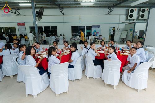 ภาพ No.181347:วันรวมพลังเด็กดีวีสตาร์ ครั้งที่ 17 ณ ธุดงคสถานสุราษฎร์ธานี ต.ขุนทะเล อ.เมือง จ.สุราษฎร์ธานี วันที่ 9 ธันวาคม พ.ศ. 2567