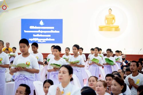 ภาพ No.213781:วันเสาร์ที่ 29 มีนาคม พ.ศ. 2568 พิธีตัดปอยผม ขอขมาผู้ปกครอง มอบบาตร-ผ้าไตร และพิธีบรรพชาสามเณร ณ ศูนย์ปฏิบัติธรรมจังหวัดระยอง (บ้านช่องลม) ต.บางบุตร อ.บ้านค่าย จ.ระยอง