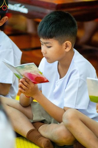 ภาพ No.196826:พิธีทอดผ้าป่าทำนุบำรุงศาสนสถาน ณ วัดโพธิ์เอน ต.บางขุนกอง อ.บางกรวย จ.นนทบุรี ในโครงการธรรมยาตรา กตัญญูบูชา มหาปูชนียาจารย์ พระมงคลเทพมุนี(สด จนฺทสโร) พระผู้ปราบมาร อนุสรณ์สถาน 7 แห่ง ปีที่ 13 วันที่ 17 มกราคม พ.ศ. 2568