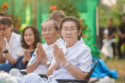 ภาพ No.206761:พิธีตักบาตรพระ 1,000 รูป ปืที่ 7 วันอาทิตย์ที่ 9 กุมภาพันธ์ พ.ศ. 2568 ณ วัดห้วยตองสัก อำเภอจอมทอง จังหวัดเชียงใหม่