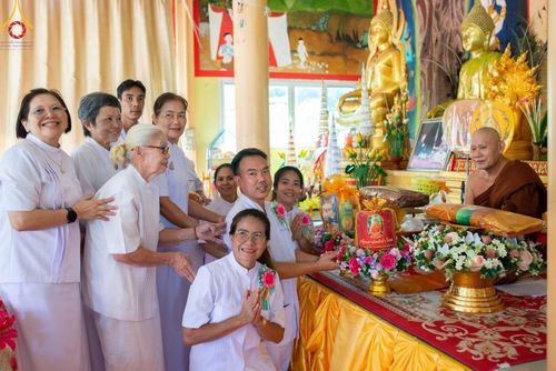 ภาพ No.166655:พิธีทอดกฐิน ณ วัดโพธิ์ไทร อ.เกษตรสมบูรณ์ จ.ชัยภูมิ ในโครงการกฐินสามัคคีทั่วไทย 30,000 วัด บูชาธรรม 80 ปี หลวงพ่อธัมมชโย โดยคณะศิษยานุศิษย์วัดพระธรรมกาย วันที่ 23 ตุลาคม พ.ศ. 2567