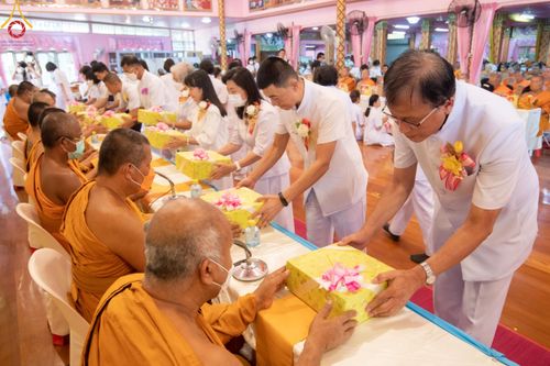 ภาพ No.116435:พิธีถวายสังฆทาน 106 วัด ณ วัดตะเคียน อ.บางกรวย จ.นนทบุรี วันเสาร์ที่ 20 มกราคม พ.ศ. 2567