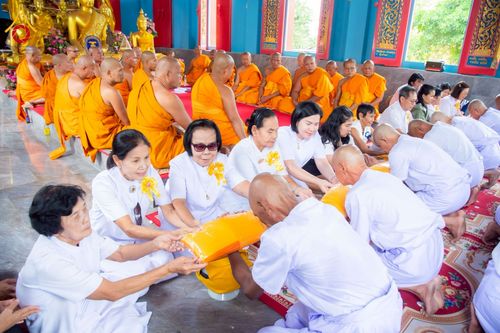 ภาพ No.276365:วันศุกร์ที่ 5 ธันวาคม 2568 (วันพ่อแห่งชาติ) พิธีบรรพชาอุปสมบทหมู่ธรรมทายาท จำนวน 14 รูป โครงการบรรพชาอุปสมบทหมู่ รุ่นบูชาธรรมมหาปูชนียาจารย์ ประจำปี 2568  ณ ศูนย์อบรมเยาวชนบางปะหัน จังหวัดพระนครศรีอยุธยา