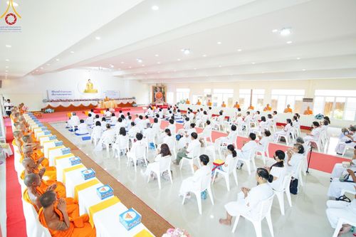 ภาพ No.149580:พิธีทอดผ้าป่ามหามงคล เพื่องานพระพุทธศาสนา , พิธีเจริญพระพุทธมนต์ และพิธีถวายสังฆทานแด่คณะสงฆ์ เนื่องในวันธรรมชัย 56 พรรษา น้อมบูชาธรรมหลวงพ่อธัมมชโย ณ ธรรมอุทยานบ้านแป้ง จ.สิงห์บุรี วันเสาร์ที่ 24 สิงหาคม พ.ศ. 2567