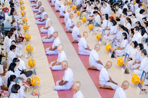 ภาพ No.277378:วันเสาร์ที่ 6 ธันวาคม พ.ศ. 2568 พิธีบรรพชาอุปสมบทและพิธีถวายบาตร โครงการอุปสมบทบูชาธรรมมหาปูชนียาจารย์ ประจำปี พ.ศ.2568 โครงการบวชพระนานาชาติ AEC และ WAB รุ่น CEO (นักบริหาร) รุ่นที่ 5 ณ โบสถ์พระไตรปิฏก วัดพระธรรมกาย