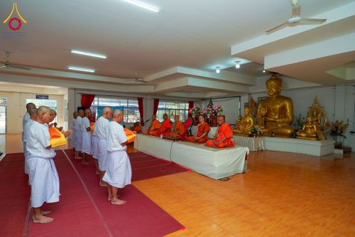 ภาพ No.179925:พิธีบรรพชาสามเณรและอุปสมบท โครงการบรรพชาอุปสมบทหมู่บูชาธรรมมหาปูชนียจารย์ ณ วัดพระธาตุจอมทอง และ วัดพระธาตุศรีโคมคำ อ.เมือง จ.พะเยา วันอังคารที่ ๓ ธันวาคม พ.ศ. ๒๕๖๗