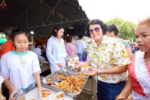 ภาพ No.250882:วันพุธที่ 8 ตุลาคม พ.ศ. 2568 พิธีทอดกฐินสามัคคีทั่วไทย 30,000 วัด โดยคณะศิษยานุศิษย์ บูชาธรรม 81 ปี หลวงพ่อธัมมชโย ณ วัดวังวน อ.พรหมพิราม จ.พิษณุโลก