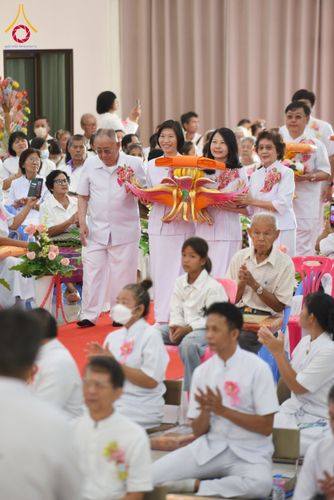 ภาพ No.166421:พิธีทอดกฐิน ณ ศูนย์ปฏิบัติธรรมสระบุรี ในโครงการกฐินสามัคคีทั่วไทย 30,000 วัด บูชาธรรม 80 ปี หลวงพ่อธัมมชโย โดยคณะศิษยานุศิษย์วัดพระธรรมกาย วันที่ 20 ตุลาคม พ.ศ. 2567
