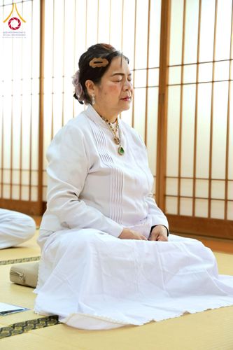 ภาพ No.213417:วันอาทิตย์ที่ 16 มีนาคม พ.ศ. 2568 พิธีบุพเปตพลี, ถวายภัตตาหาร, ปล่อยปลา วัดพระธรรมกายคานากาว่า ประเทศญี่ปุ่น