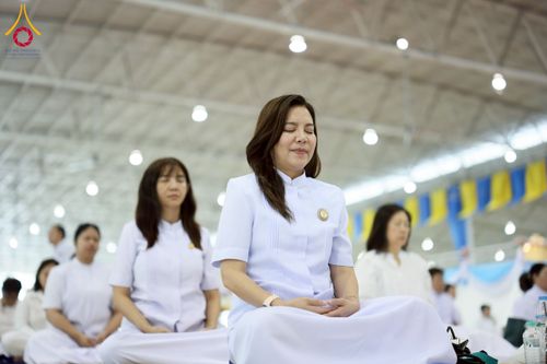 ภาพ No.258111:วันอาทิตย์ที่ 5 ตุลาคม พ.ศ. 2568 พิธีบูชาข้าวพระ ณ สภาธรรมกายสากล วัดพระธรรมกาย