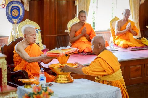 ภาพ No.251944:วันที่ 10 ตุลาคม พ.ศ. 2568 พิธีทอดกฐินสามัคคีทั่วไทย 30,000 วัด โดยคณะศิษยานุศิษย์ บูชาธรรม 81 ปี หลวงพ่อธัมมชโย  ร่วมกับ มหาวิทยาลัยนเรศวร  ณ วัดศรีรัตนาราม(จูงนาง) ต.ท่าทอง อ.เมือง จ.พิษณุโลก