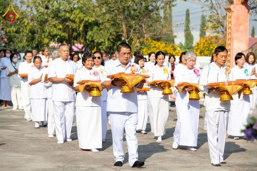 ภาพ No.204618:พิธีทอดผ้าป่าทำนุบำรุงศาสนสถาน ณ วัดเกิดการอุดม ตำบลคลองสาม อำเภอคลองหลวง จังหวัดปทุมธานี ในโครงการธรรมยาตรา กตัญญูบูชา มหาปูชนียาจารย์ พระมงคลเทพมุนี(สด จนฺทสโร) พระผู้ปราบมาร อนุสรณ์สถาน 7 แห่ง ปีที่ 13 วันที่ 30 มกราคม พ.ศ. 2568