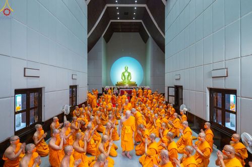 ภาพ No.84821:พิธีอธิษฐานพรรษา ของคณะสงฆ์ ในวันเข้าพรรษา แรม 1 ค่ำ เดือน 8 วันที่ 2 สิงหาคม พ.ศ. 2566 ณ โบสถ์พระไตรปิฎก วัดพระธรรมกาย ต.คลองสาม อ.คลองหลวง จ.ปทุมธานี